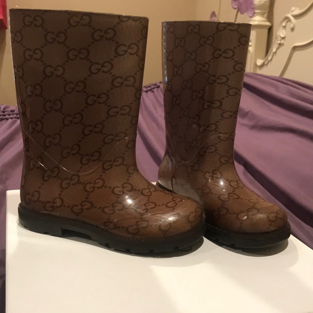 Rainboots